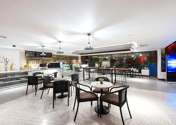 Hotel Happihaus 4*