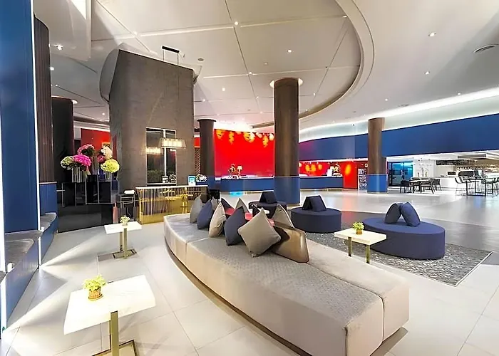 Happihaus Hotell 4*