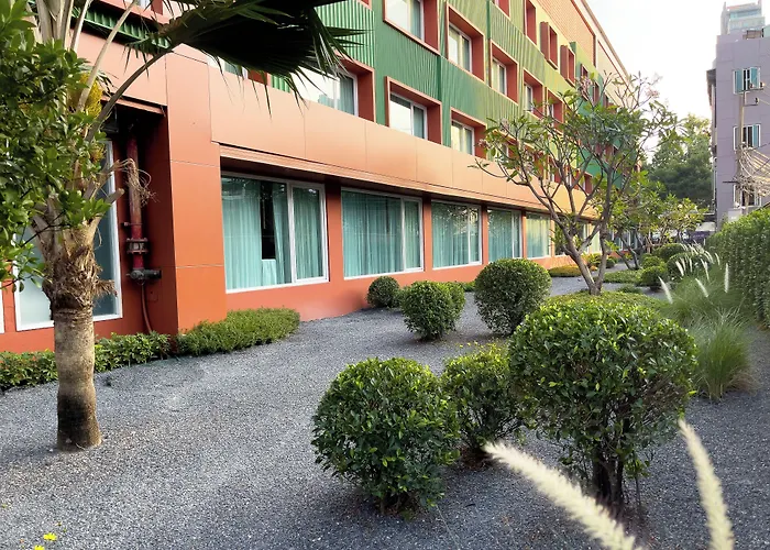 Happihaus Hotel